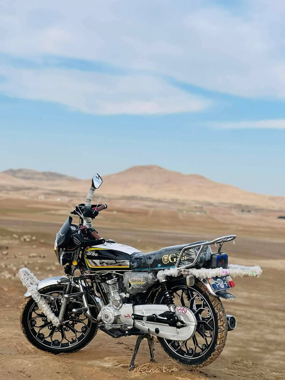 سلام عليكم
ماطور نامي برو (2024)للبيع الماطور مجهز بل كامل واي خلل ما بيها ونفس الي بل صوره ما مفتوح منها شي والمحرك شرط برغي واحد ما مفتوح ماطور جداً نضيف 
السعر راسلني خاص او واتساب ***********
