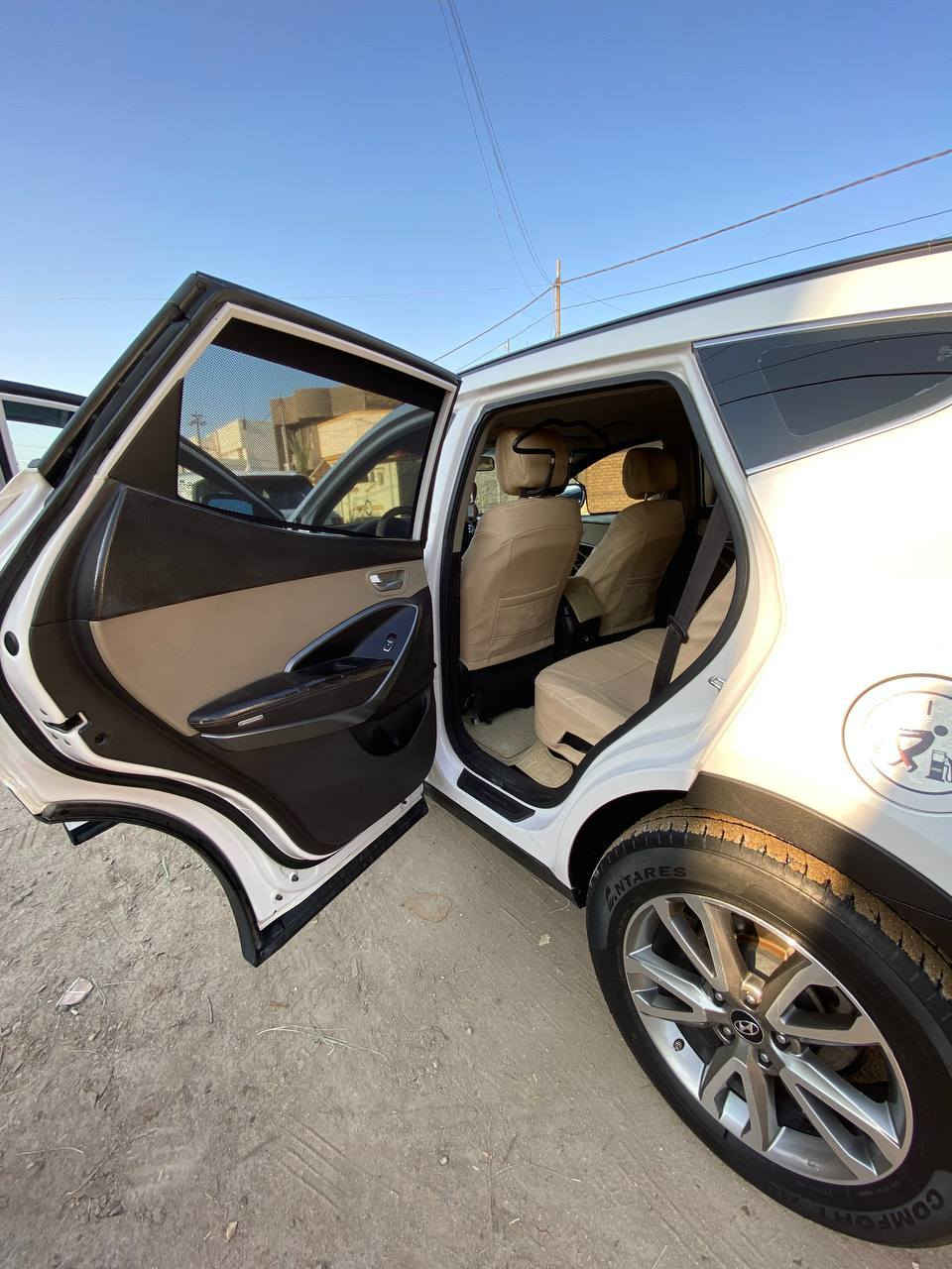 السلام عليكم
من رخصة الآدمن...

سنتافي 14 خليجي مكفول رقم أربيل الدولي سنويه 28 مكينه 4 سلندر سبعه راكب 

السياره بيها..

رصعه بقبق الجنطه 

وشخوط بالجاملغ الخلفي جهة السايق بسيطه 

السياره خير من الله نظيفه وأحلى من الصور 

السعر معقول إتصل..

***********
مكلف بالنشر..يعني الإتفاق مع صاحبها اتصلو عالرقم 👆👆
