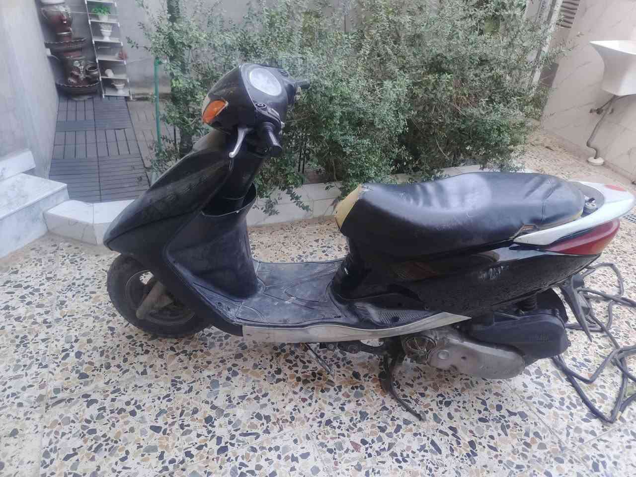 السلام عليكم دراجه فريز للبيع مابيها اي نقص مكان جسر ديالى ***********
