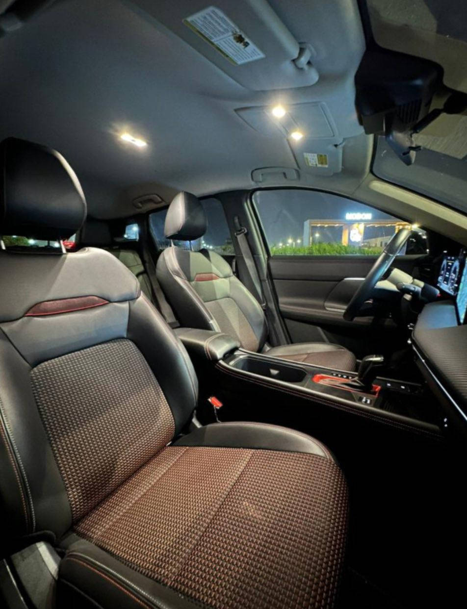 نيسان كيكس SR 2025
• الموديل: 2025
 • الفئة  SR (دبل اكسل)
 • اللون: أسود
 • عداد المسافة: 11 الف ميل
 • المحرك: 4 سلندر – 2.0 لتر

الضرر:
 •  صبغ قطعتين باب السائق وخلف السائق تصليح على البارد بدون دواخل)
 • 

الرقم: بدون رقم – فحص موقت بغداد  تترقم جميع المحافظات )

المواصفات:
 • نظام الدفع الرباعي AWD
 • بصمة أبواب
 • بصمة تشغيل
 • شاشة كبيرة (ستايل آيباد)
       ٠ شاحن واير ليس
       • كامره أمامية
       ٠ كامره خلفيه
       • حساسات خلفيه
 • رادار أمامي (تحديد المسار)
 • رادار جانبي (النقاط العمياء)
 • رادار خلفي (تحذير من الاصطدام)
 • هاند بريك إلكتروني
‏ • AUTO HOLD
‏ • AUTO START
‏ • AUTO STOP
 • أوضاع قيادة:
 • ECO
 • NORMAL
 • SPORT
 • تحكمات على المقود
 والعديد من الإضافات الاخرى 

للأستفسار :***********) اتصال او وتس 
 موقع السياره : تكريت
