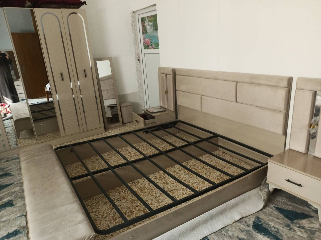 غرفة تركية نظيفه جدا في 
سدة الهندية
750
***********
