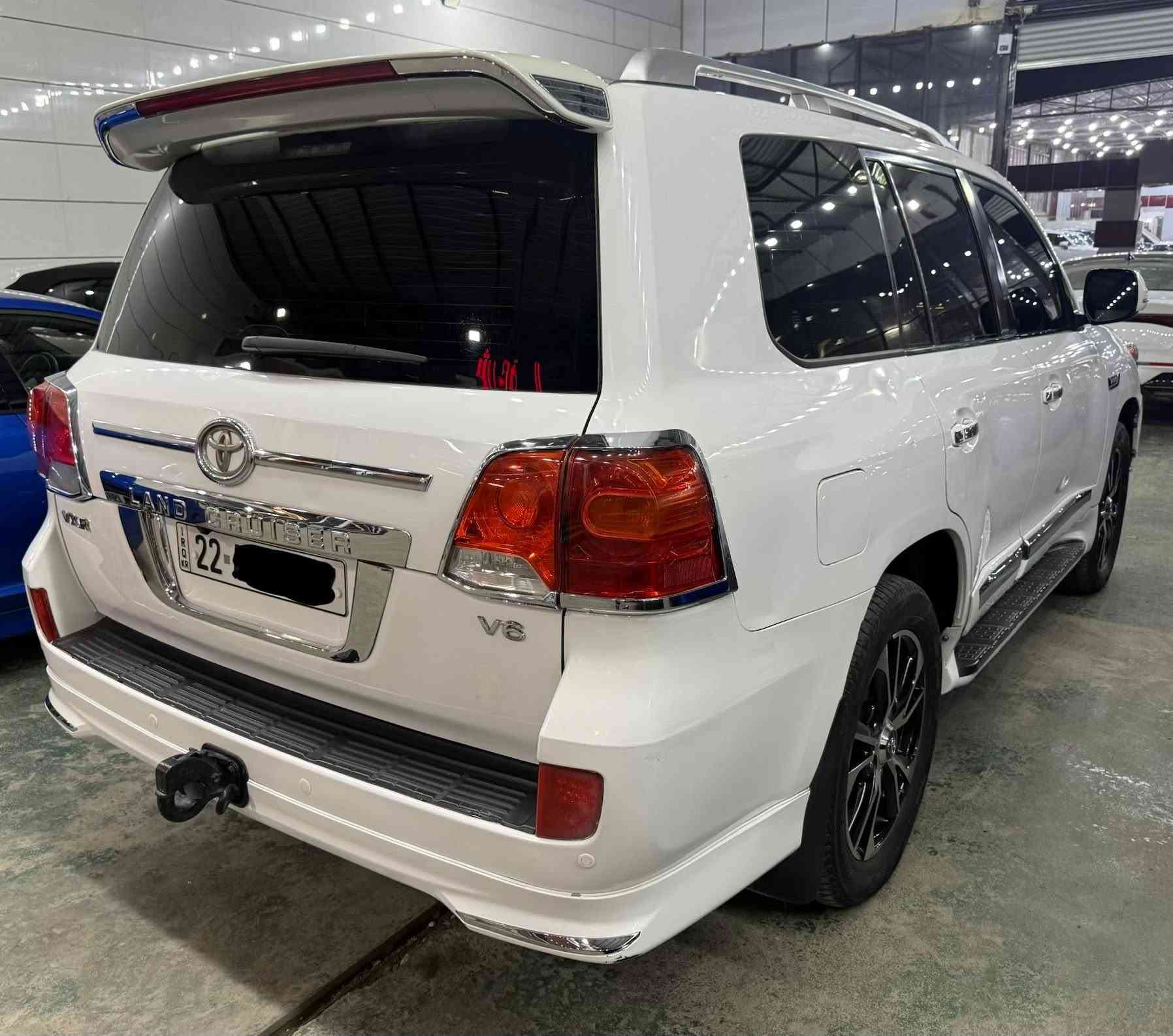 يا الله
لاندكروز  GXR 
2008 سيارة كلش نظيفGXR
رقم  اربيل جديد باسمي 
*********** فول مواصفات 1/1
محرك V6 
بيها 3 مكانات بارد وتكحيل بالبنيد فقط 
سيارة بدون قطره صبغ او جراد كلش نظيفة
سعر 265$ بيها مجال قليل 
مكان سيارة بغداد السيدية

