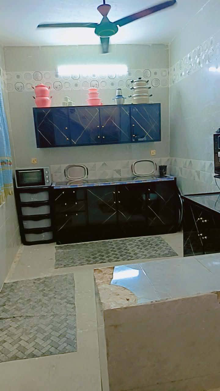 بيت ١٠٠ متر سند ٢٥ طريق زوار يصلح حسينيه تتوفر خدمات كامله تيل ١٣١ شارع الخدمي مدينة الزائرين السعر ٥٠ قابل للتفاوض عن الشارع العام ٢٥٠ متر شارعه ١٠ متر تواصل واتساب***********
