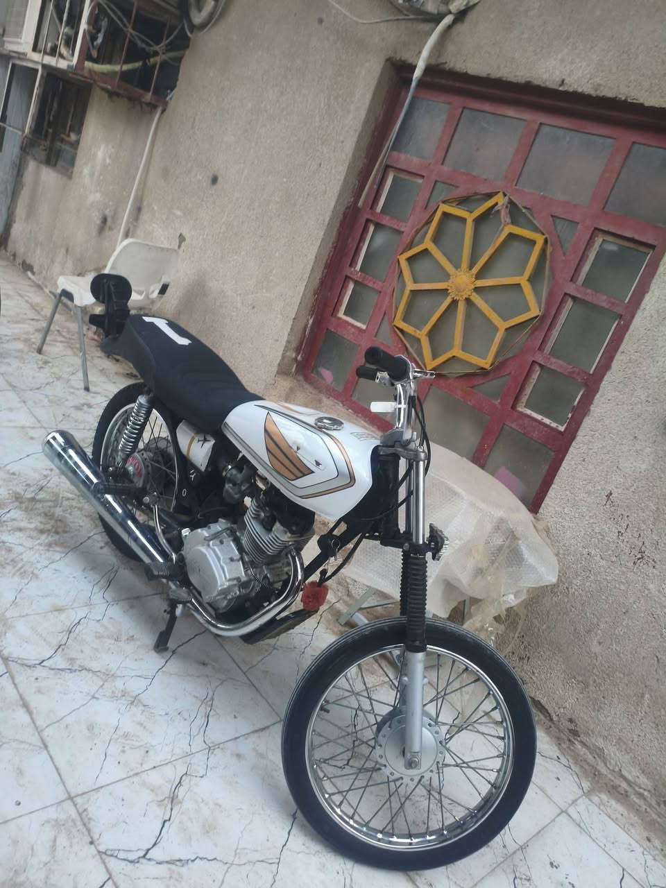 السلام عليكم دراجه نامه رقم شاصي موجود بس اوارقها ضايعه دراجه نضيفه شرط مشي نهضه فول فصله ترعد مكينه سي جي نامه مبدل بيها بس ولفات مكاني ابو الخصيب لعوجه يم مستشفى الصيني سعرها 550وبيها مجال قليل تواصل واتساب فقط ***********
