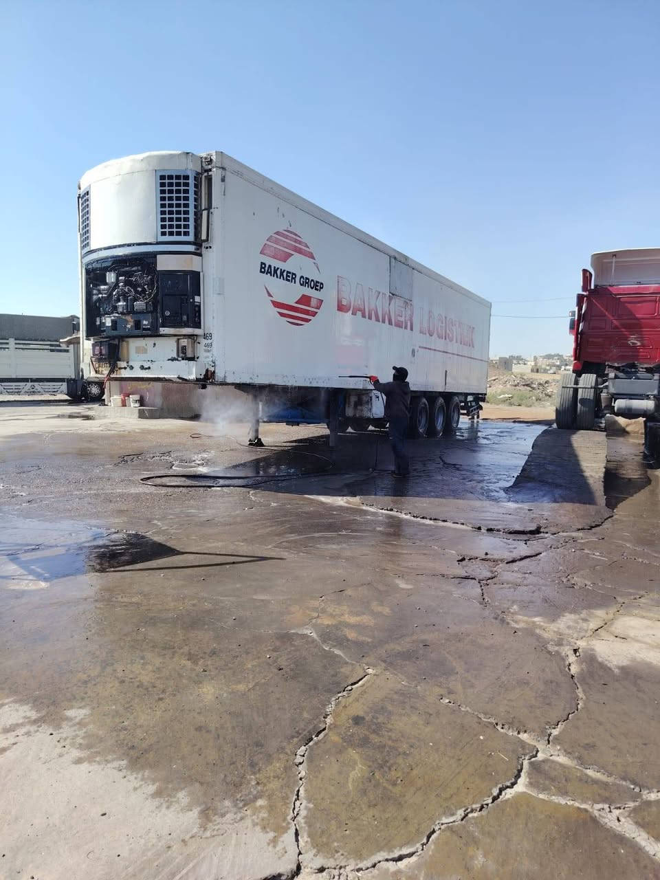 سلام عليكم براد شمتز جاهز عل شغل العنوان موصل السعر 65 بي مجال تواصل عل ارقم *********** كورك او اثير***********
