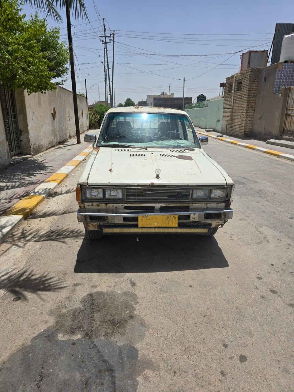 السلام عليكم اخوان بيكم صدرين موديل 83رقم صدامي راعيه متوفي مستمسكات موجوده ولده موجدين هم يبصمون عل التحويل ابيع كوم حديد مكينه وكير مكفولات السعر 15ورقه ارخص من الستوته العنوان ناصريه مركز ***********
