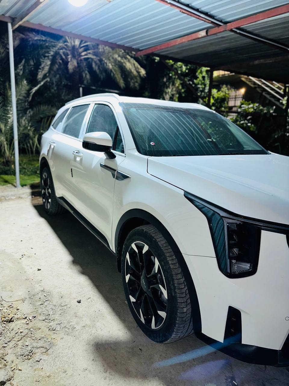 سلام وعليكم سورنتو موديل 2025 ماشيه 23 KM مكفوله كفاله عامه من كشر محركً كير رقم بابل ويل  20 فول مواصفات عده الفتحه  سنويه 2030 مكان السياره حله سعرها 315 رقم ***********
