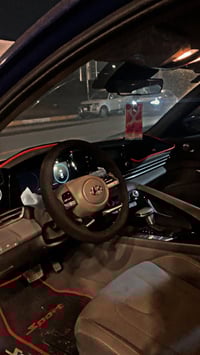 السلام وعليكم للبيع  هونداي النترا 2022 حادثها بس بنيد مبدل نفس الون و...