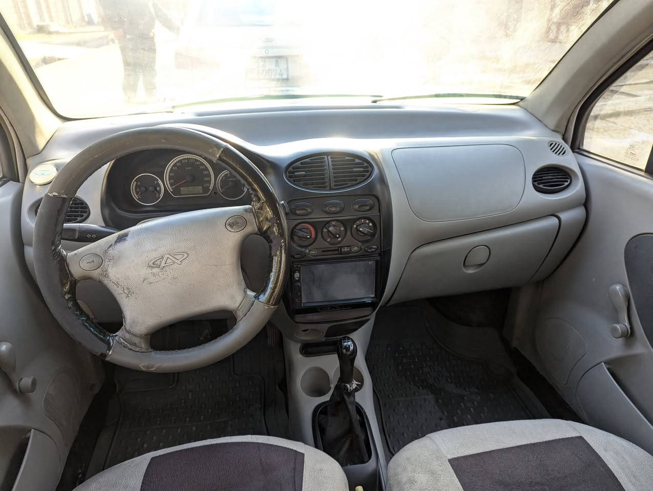 كيو كيو 2012 للبيع شرط التحويل الموصل
السعر 23 كير و محرك شرط
واتساب ***********
