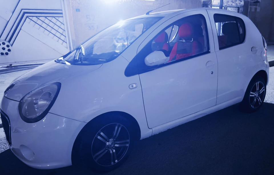 باندا للبيع موديل ٢٠١٣ بدون حادث او تبديل حلوه تدفىء وتبريد خير من الله كفالة عامه من فتح المكينة والكير والتبديل والحوادث والخياسات سعره ٥٥ وبيه مجال اتصل وتدلل ***********
