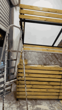 ميز مخضر تفصال حديد وخشب الشغل حسب رائي الزبون وبسعر مناسبه 0771953608...