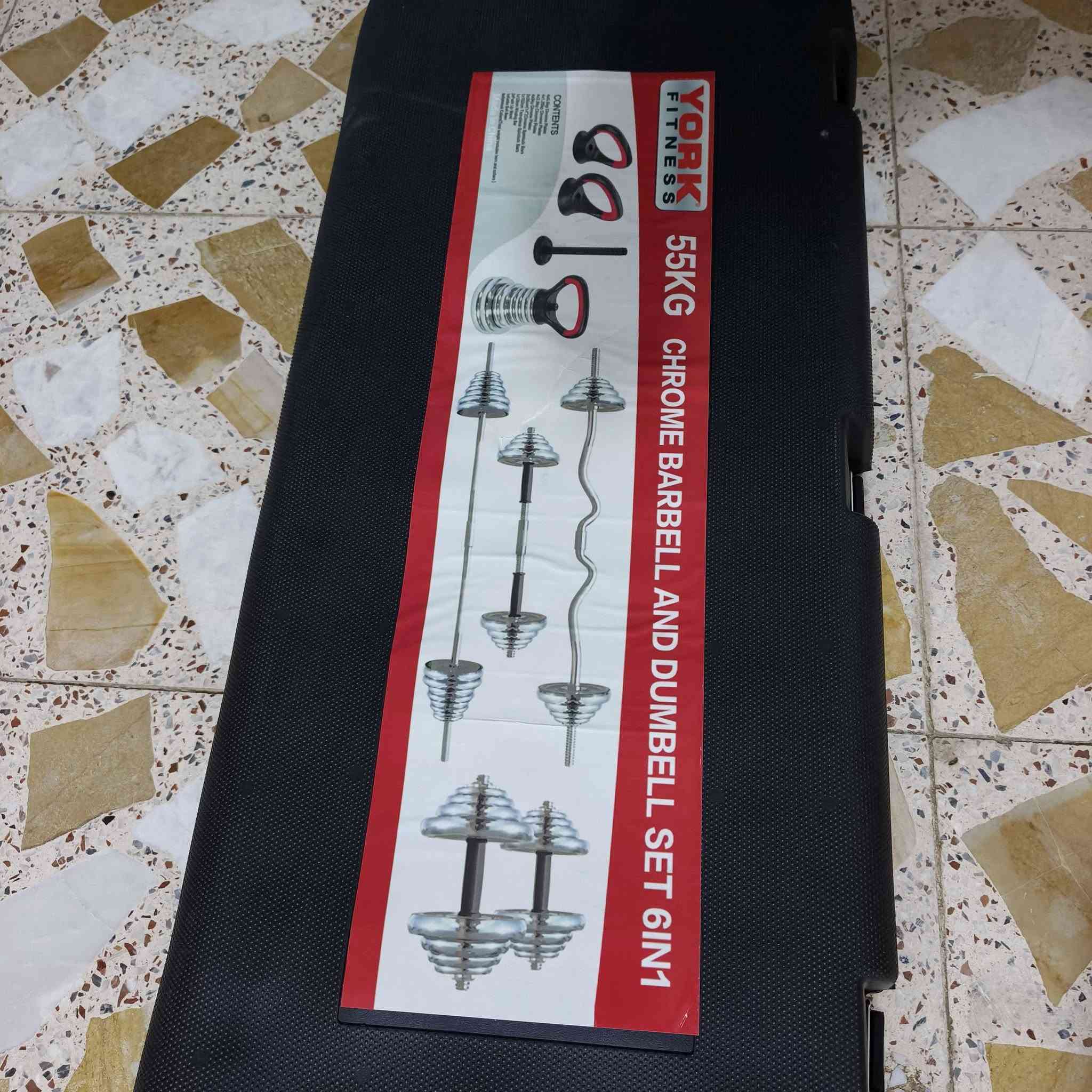 سلام عليكم  جنطه دنبلص كامل ملحقاتها بعدها جديده مستخدمه 3مرات لا أكثر 
ومترين فرشه وجهين أسود ⚫ورصاصي 
سعر الجنطه 150 وبيها مجال وسعر الفرشه المترين 30 وبيها مجال
العنوان:بغداد حي البتول
الهاتف:***********

