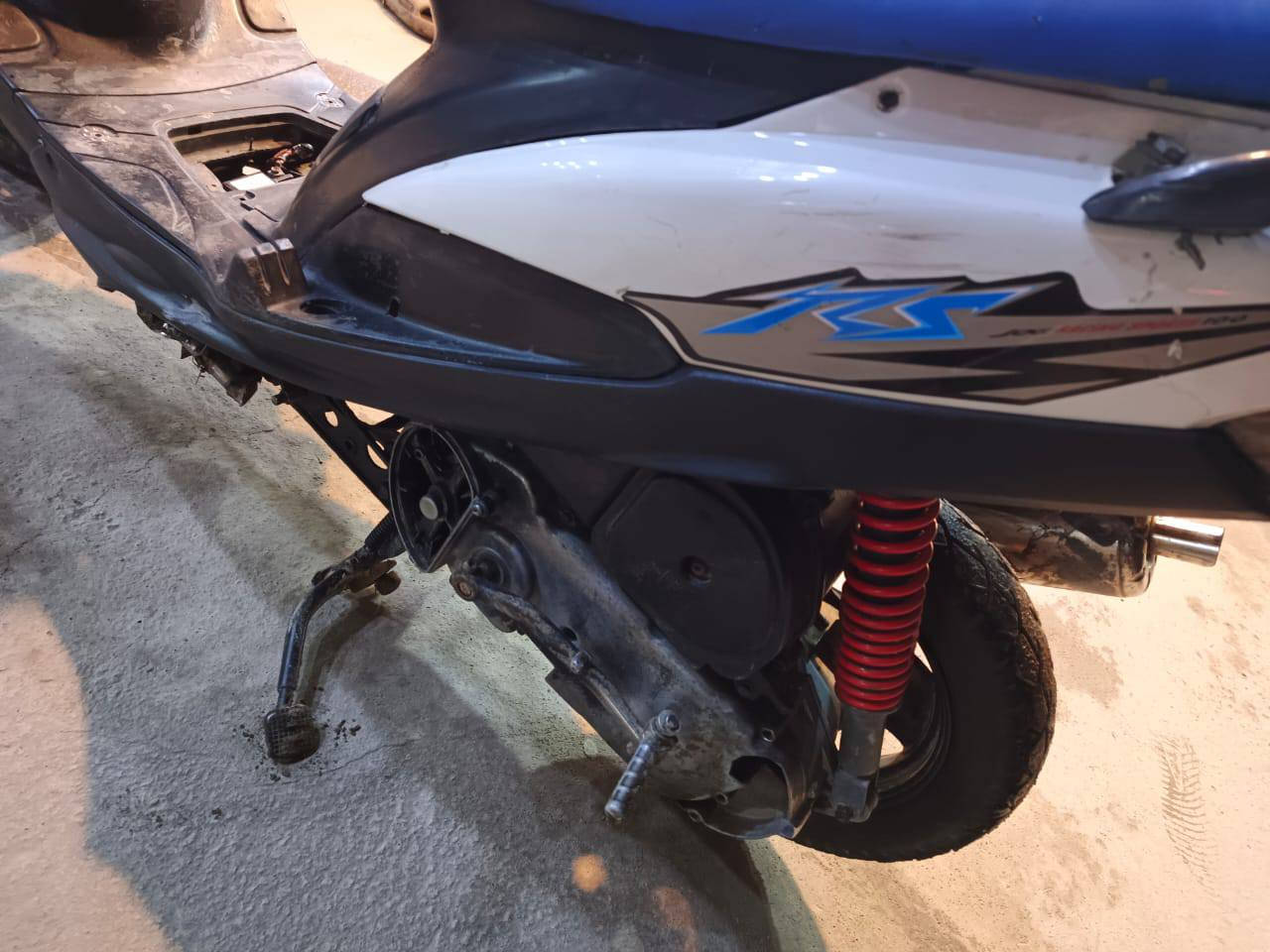 ماكس عدله للبيع بلاديه محرك مفتوح مره وحده مزود55  كلجات رياضي شلعه ومعدل تشك الكاع كهربائيات شغاله سلف شغال نقص باتري فقط مكاني كربلاء
السعر 400وبيها مجال وي استفسار ***********
