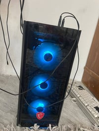 تجميعة للبيع المواصفات   I5 9400f Rx 580 8gb xfx  Ram 16gb  Hdd 1t ssd...