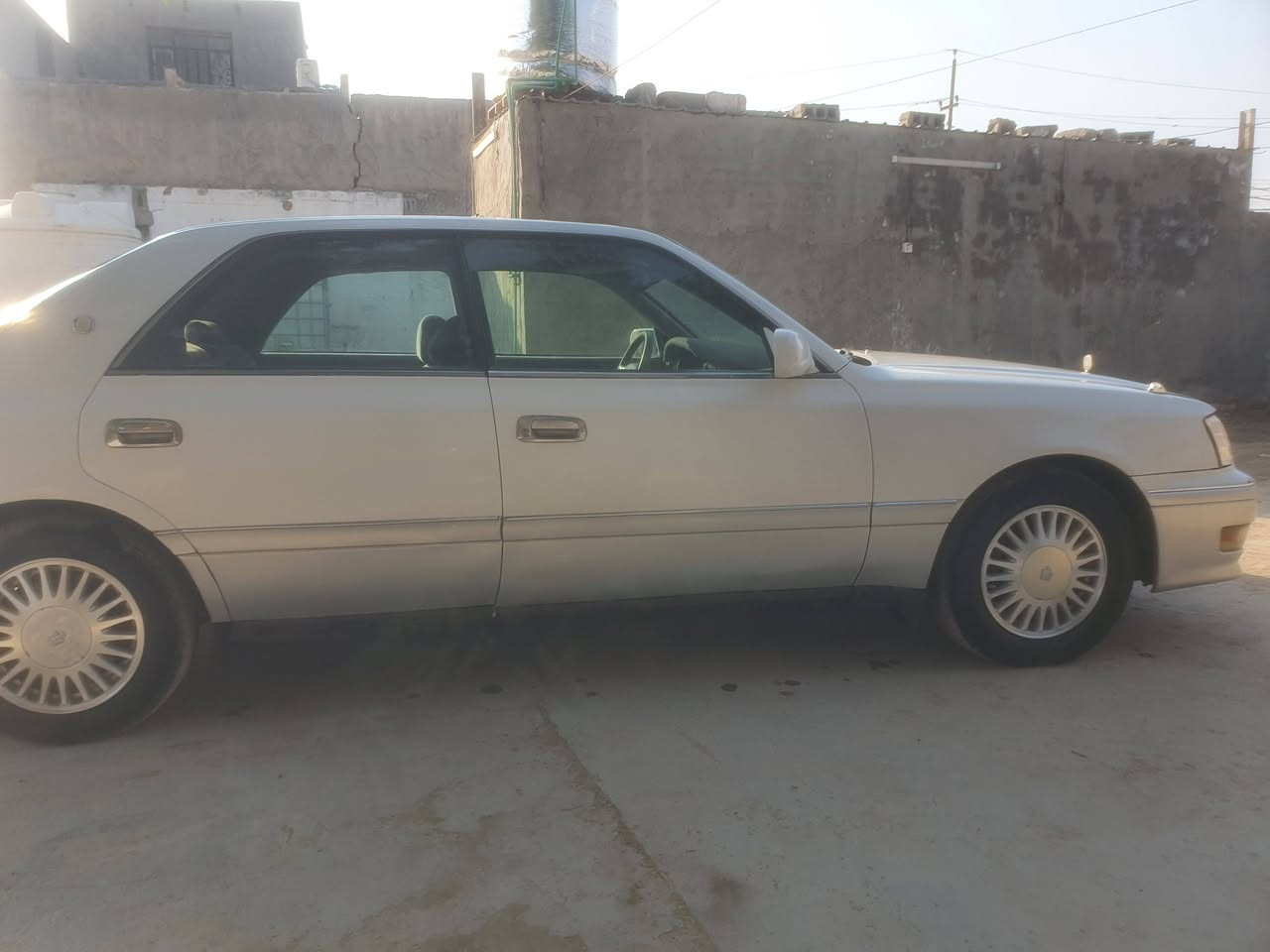 سلام عليكم 
للبيع راس الثور فلات
 رقم انبار نكليزي  بسمي
محرك ٣٠٠٠ فيشتين 
منظومة غاز 
  
  كفر جاملغ خلفي مبدل 
المكان النجف الاشرف 
السعر ٨٥$
 ***********
