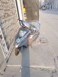 متاح دراجه بريز عنوان الشعب 07716441020