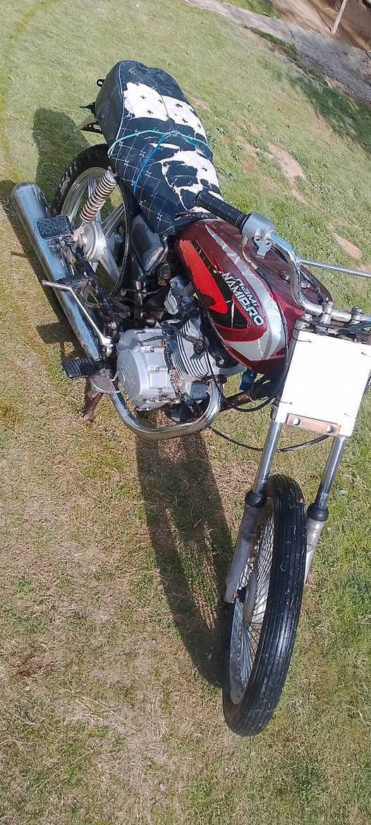 السلام عليكم
نامه للبيع 
موديل 17 
مثل متشوف جدامك 
السعر 175 الف 
اوراق كامله 
المكان ابو خريبيش 
اتصل وتدلل ***********
