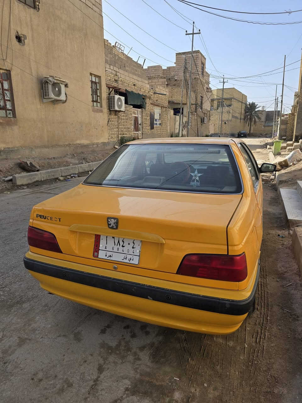 للبيع بيجو بارص ١٨ حره السعر 48 مكفول من الصبغ والتبديل  بيهه بارد شبر جاملغ  ناصريه مركز ***********
