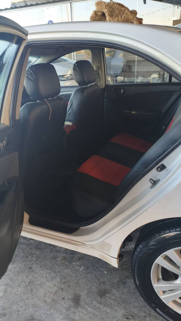 سوناتا موديل 2009 رقم سليمانيه تحويل مباشر السياره بها قطعتين جاملغ الخلفي الايمن ونص الباب بدون دواخل محرك 2400 خليجيه سعودي ماكينه كير حداديه  تبريد تدفئه خير من الله السعر 103 وبيها مجال. ***********
