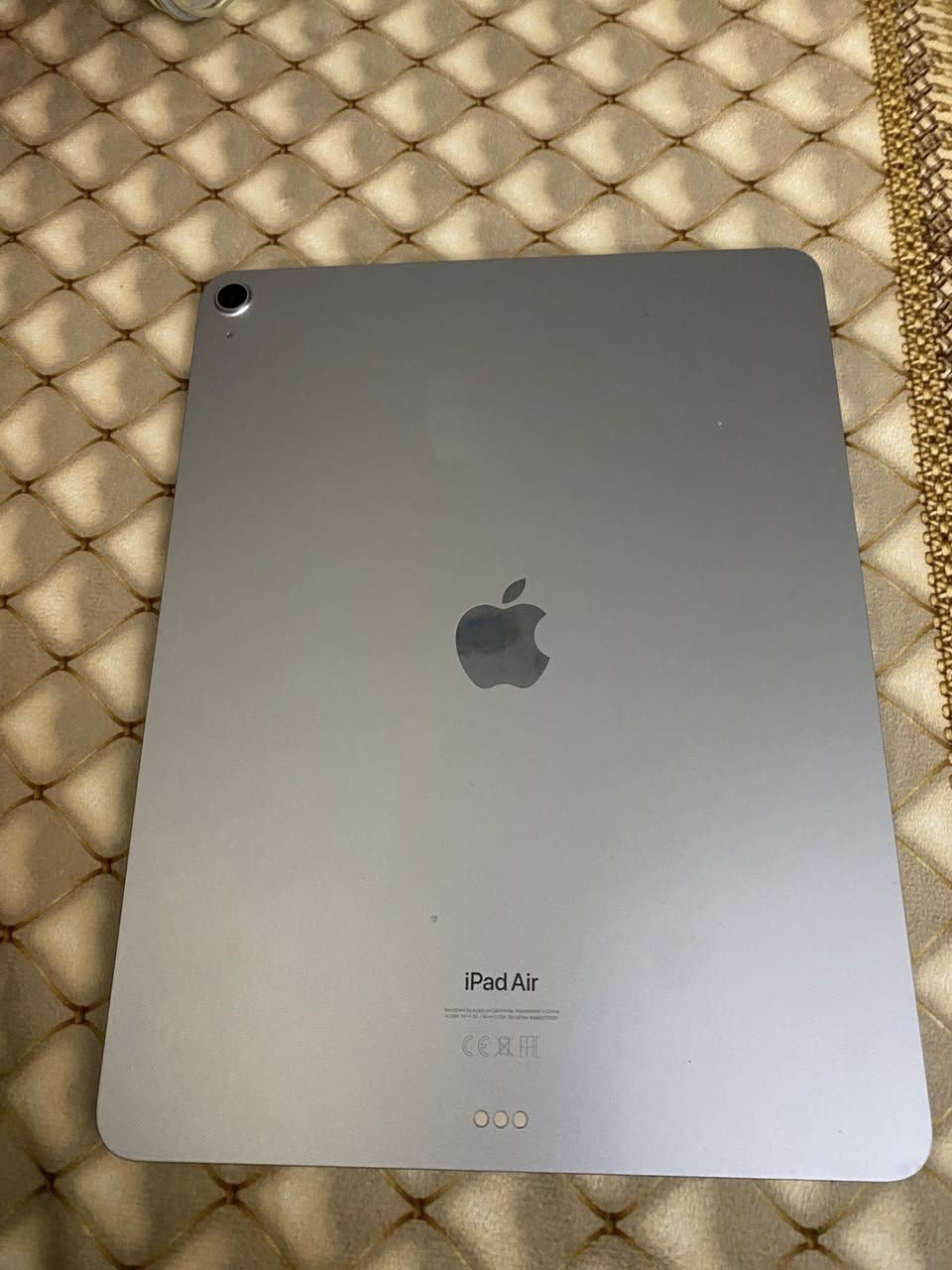 السلام عليكم
ايباد 13 انج 
معالج M2
ذاكرة 128 
بطارية 98
دورات 122
جهاز نظيف ممتعوب شخط مابي 
السعر 800 الف
العنوان بغداد حي الاعلام شارع فطر الندى


**إذا كنت صاحب هذا الإعلان وتريد حذفه لأي سبب، رجاءا أرسل رسالة إلى الدعم الفني**