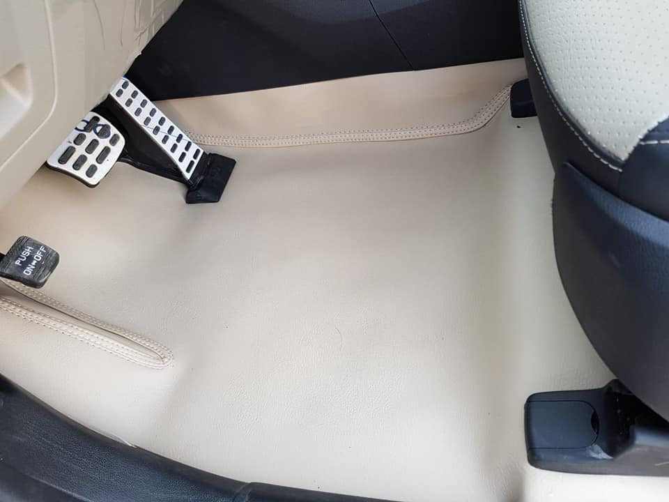 دوشمة و كماليات ابو احمد 
الجودة عنوانُنا و رضاكم غايتُنا 
لدوشمة كافة انواع السيارات 
ب افضل و اجود انواع الجلود الالمانية
العنوان البصرة الاربع شوارع الشارع الخدمي بعد مدراس ال الرسول (ص) الاهلية ب 100 متر
هاتف
ابو احمد***********
مهند      ***********
