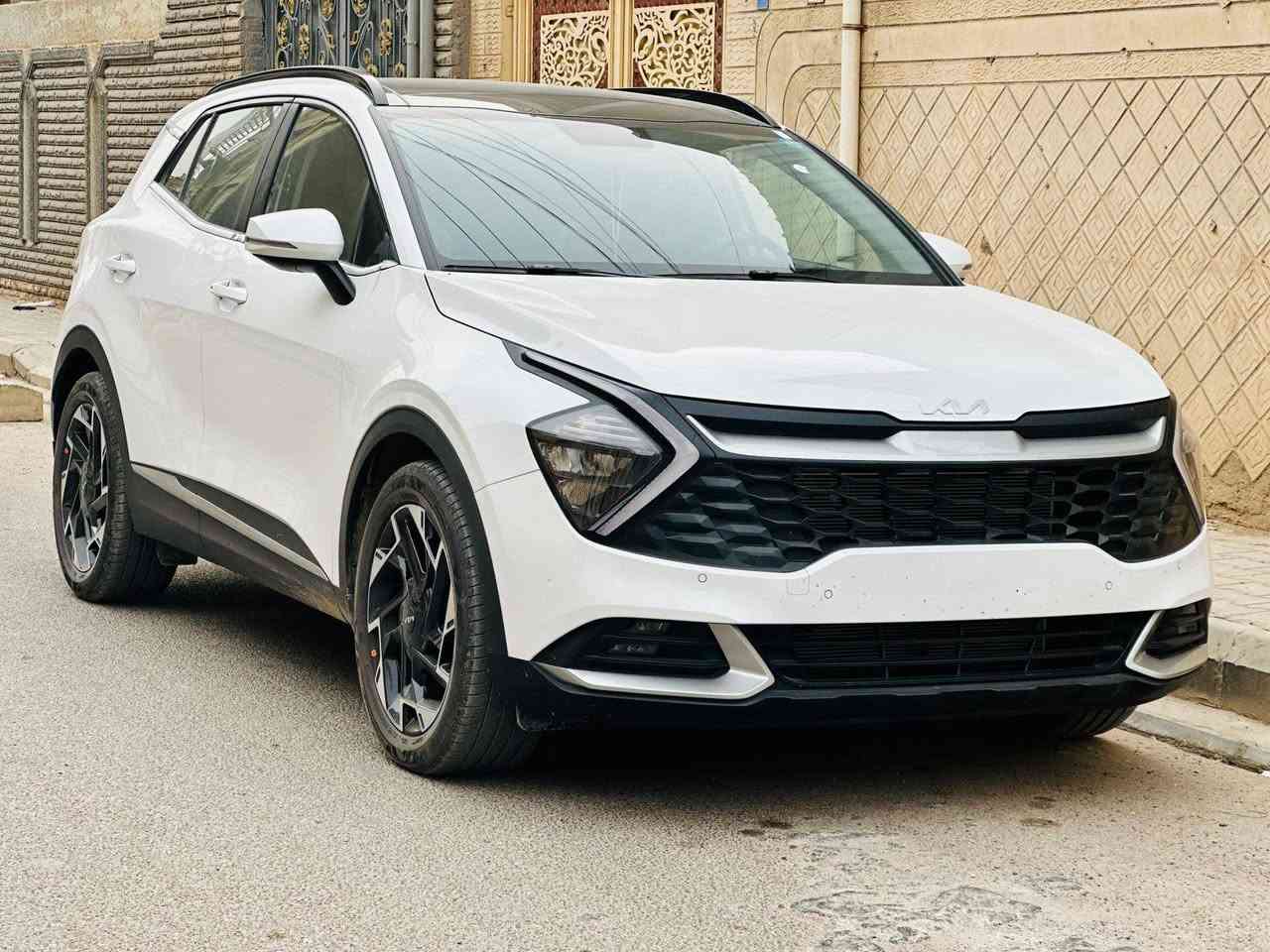 سلام عليكم كيه سبورتج موديل 2025 ام ضمان ما شيه 8000 آلاف فول مواصفات رقم بغداد بسمي مكفوله كفاله عامه العنوان بغداد مدينه الصدر الهاتف ***********
