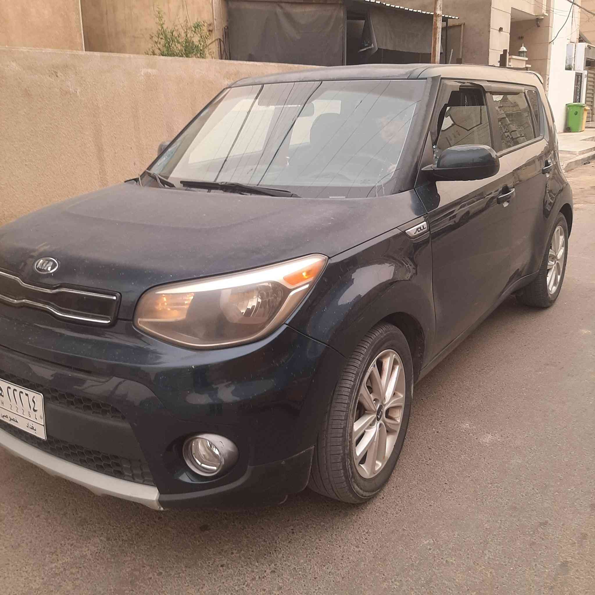 صول موديل2018 رقم بغداد بأسمنا  ظررها بسيط.جاملغ امامي جهة اليمين بدول دواخل وارباكات سليمه باقي السياره ليبل واحد مكينه 2000 مامفتوحه  لا صرف ولا تبخير على وضع الشركه كير عالبلاد تبريد ثلج غرفتها نظيفه كلش سياره مال بيت ماشيه44 الف حقيقي السعر ( 100 ورقه ) صور الحادث موجوده  مكانها بغداد صليخ 600  للأتصال ***********
