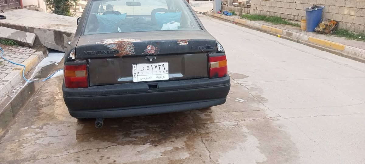 اوبل فكتره موديل 92 كركوك عاج دفتر بانزين موجود سنويه بل 21 صاقطه شرط تحويل اوكاله محرك 20شرط سعر 28مراوس يرهم حسب القناعه كلشي اكو بل سوك


**إذا كنت صاحب هذا الإعلان وتريد حذفه لأي سبب، رجاءا أرسل رسالة إلى الدعم الفني**