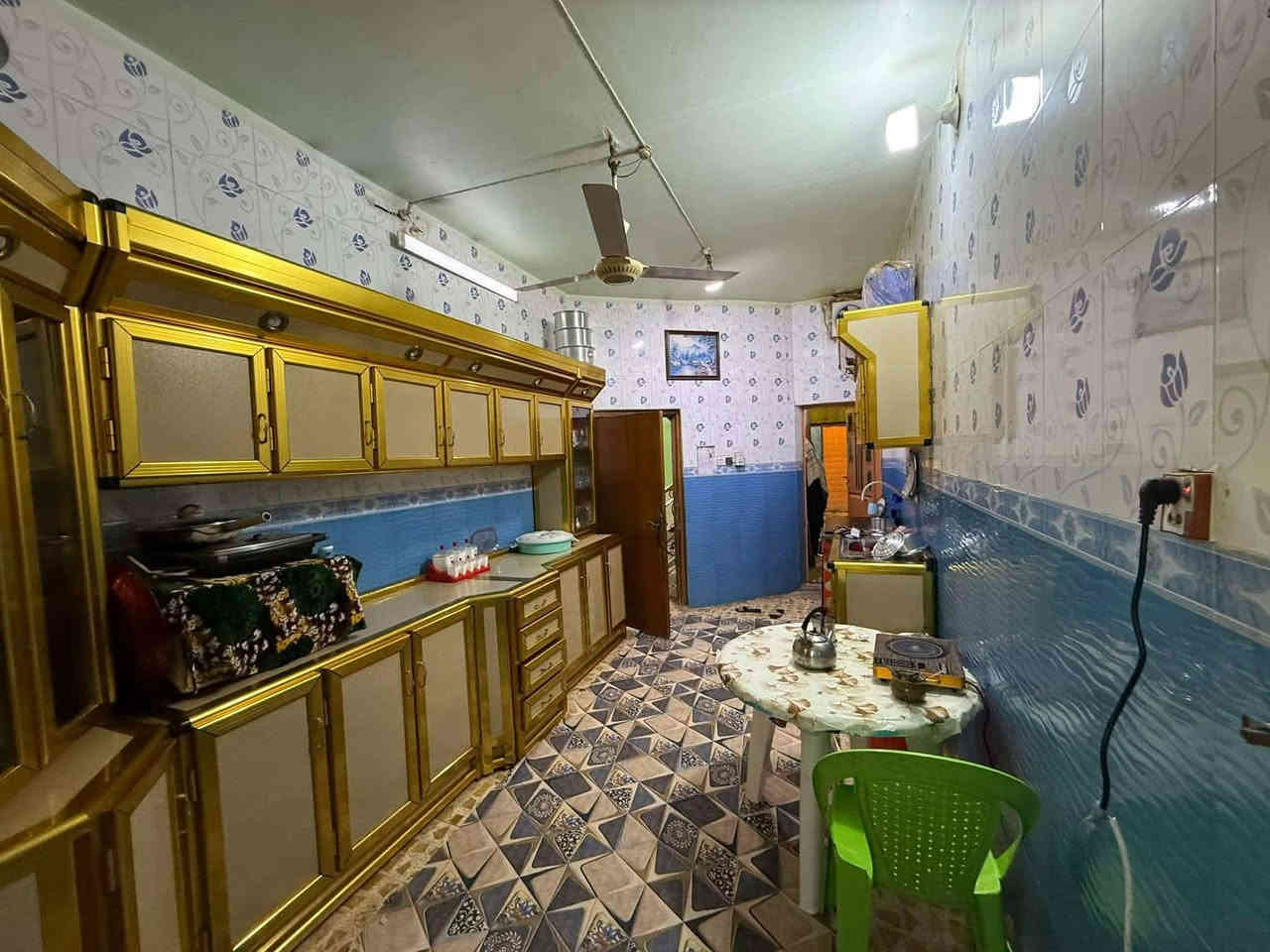 🏠 بيت للبيع

📍 الموقع: الفتاحيه قرب صيدلية البلور

📐 المساحة: 150 م

🛏 عدد الغرف: غرفة وحده 

🍽 مطبخ / صالة: ديوانيه 

صحيات : بناء 2015 جدا نظيف 

💡 الخدمات: ماء – كهرباء – مجاري

📞 للاستفسار: 

***********

***********

🔎 دليل الوساطة العقارية
