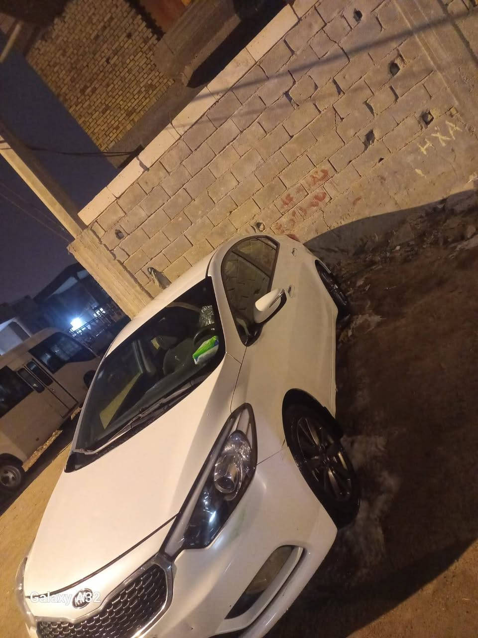 سلام وعليكم كيه فورتي مديل 2016 وارد امريكي بيه جاملق امامي مبدل
لعنوان بصره مطيحه 

هاتف ***********
سعر 125 وبيه مجال
