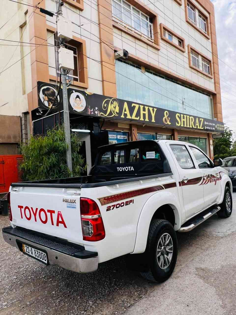 ويتا هايلوكس ٢٠١٣سةيد نهروو گيروو مةكينة بةشةرت بوياغي نية تايةي تازةية سةنةوي تازة بةسةرجوو شوين كلار 
ژ٠م*********** Singapore
