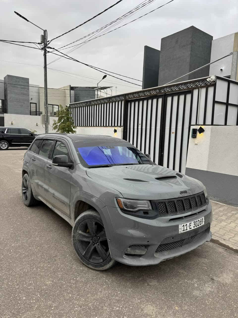 بيع  مناسبه جيب اوفر لاند ٢٠١٦ تغير لون الاصلي رصاصي فيلي
-محرك 3600 
-بانوراما
﻿خزن ميموري
﻿﻿كشنات كهرباء
﻿كشنات تدفئه تبريد
﻿ستيرن كهرباء + تدفئه
﻿مري قلاب +شفط
﻿صندوك كهرباء
﻿شفتات ستيرين
﻿السياره حادثها  جاملغ عكس السايق وبنيد   والسياره مصبوغه عام تغير لون   محدث كت كامل مال Srt حتى الوياله رقمها بغداد الجديد  سنويه لل٣١ مكاني نجف  السعر ١٦٥ وبيها مجال السيارة نصبتها كلش حلوه بالعافية على الي ياخذها 
***********
