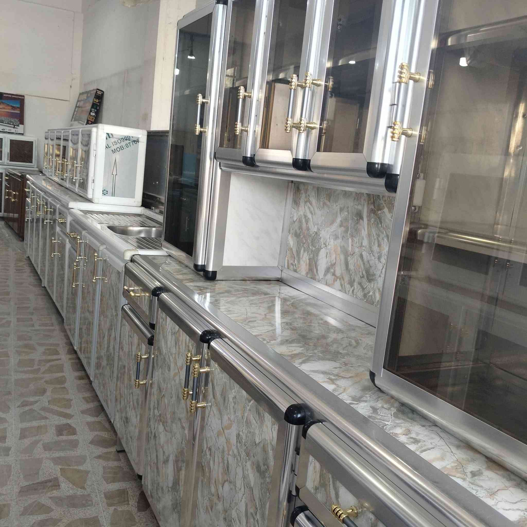 معرض أبو حارث موصل الجانب الأيمن تقاطع الطيران مجاور مؤسسه الشهداء ***********
