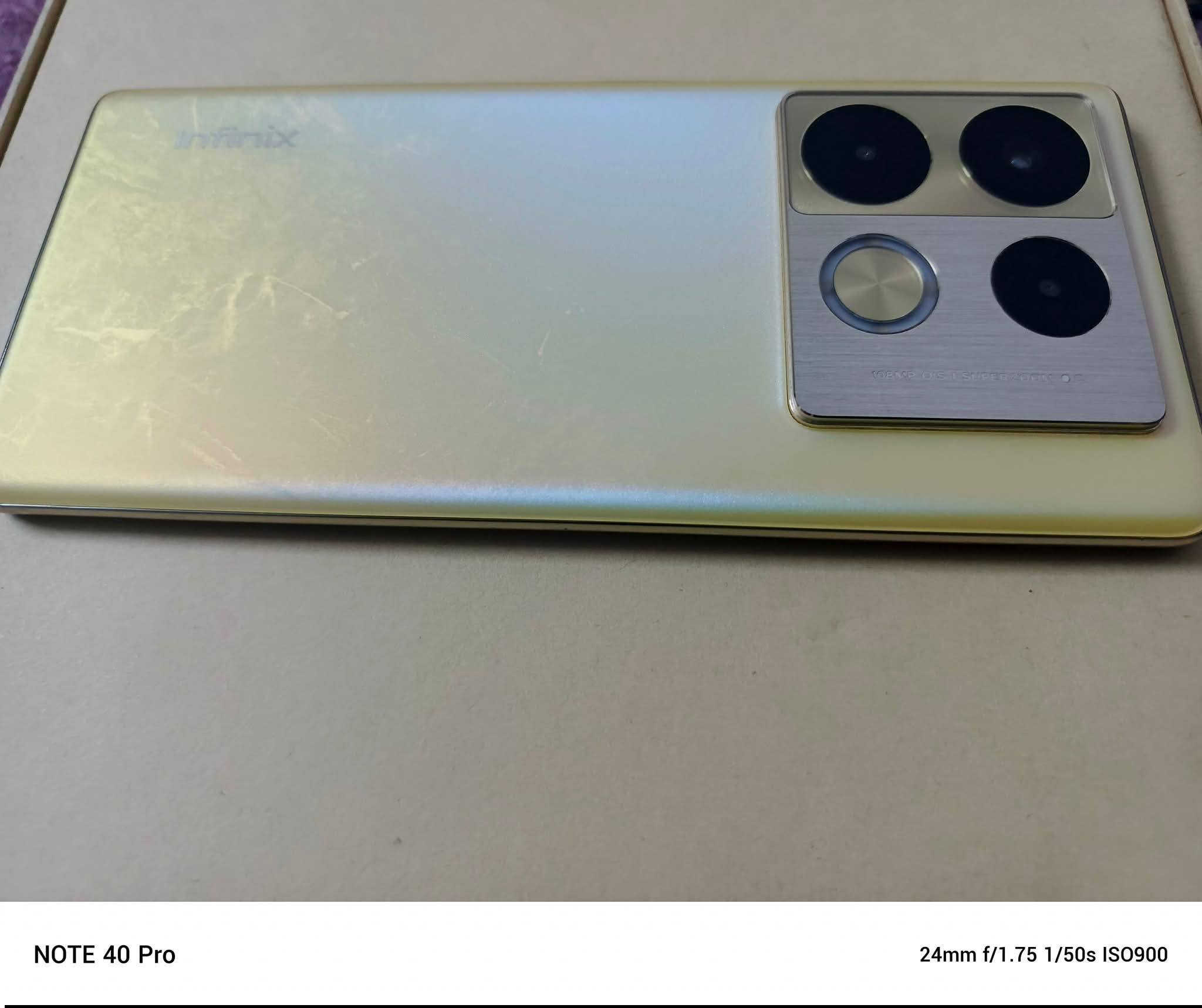 انفنكس نوت 40 برو  للبيع مستعجل ع بيعتة جهاز مكفول من كلشي
السعر 200 وبي مجال *********** زعفرانية
