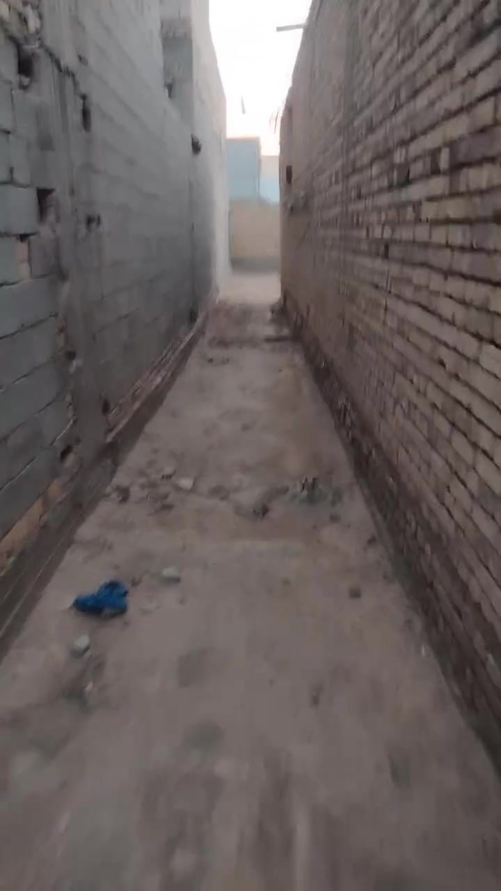 السلام عليكم قطعه لبيع خلفيه ١٤٠ متر
اسدينويه الكناهره قريبه عل شارع السعر
 الستفسار ***********
