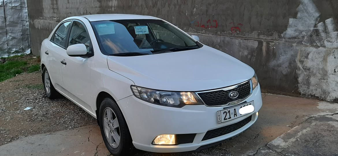 بسم الله الرحمن الرحيم 
كيا سيراتو خليجي موديل ٢٠١١ زيرو شركة البخيت سيارة دعامي لدعامي كل وضع الشركة حتي مسجل البيلادي سيارة حيل حيل نضيف بمعنى الكلمة جديد حتى سبير مانزل سيارة كاعيات فرشات كشنات نفص وضع الشركة نفص مواصفات سيارة لشركة بيد شخص سيارة فقط ٥٦ الف ماشي حقيقي بشرت كمبيوتر ماشاء الله جديد جديد سيارة دعامي امامي حتى دعامي خلفي بدون ضربة بدون حادث بدون دواخل بس بيها باب طرف سكن خلفي فقط صبغ بس بمب للجمالية اثر شخط باقي كفالة عامة 
اربع تايرات جديد منظومة صدر امامي وخلفي جديد حدادية كير محرك برغي مامفتوح تنقيص تبخير صوت دخان بشرت فحص كهربائي كل اشتغل سيارة سيرفس عام مبدل بانصات اصلي دهن محرك هايدرولك كير كل جديد سيارة بدون مصرف سنوية جديد هزة براد جديد رقم انكليزي جديد نفص اليوم تحويل سيارة بدون غرامه سيارة بأسمي صديقي نفص مكان 
مكان سيارة سليمانية داخل سليمانية مقابل مطار سليمانية بداية سليمانية *********** سيارة صونر منشور تفاصيل مكتب 
رجاءا بس بيع بدون مراوس السليمانية, العراق
