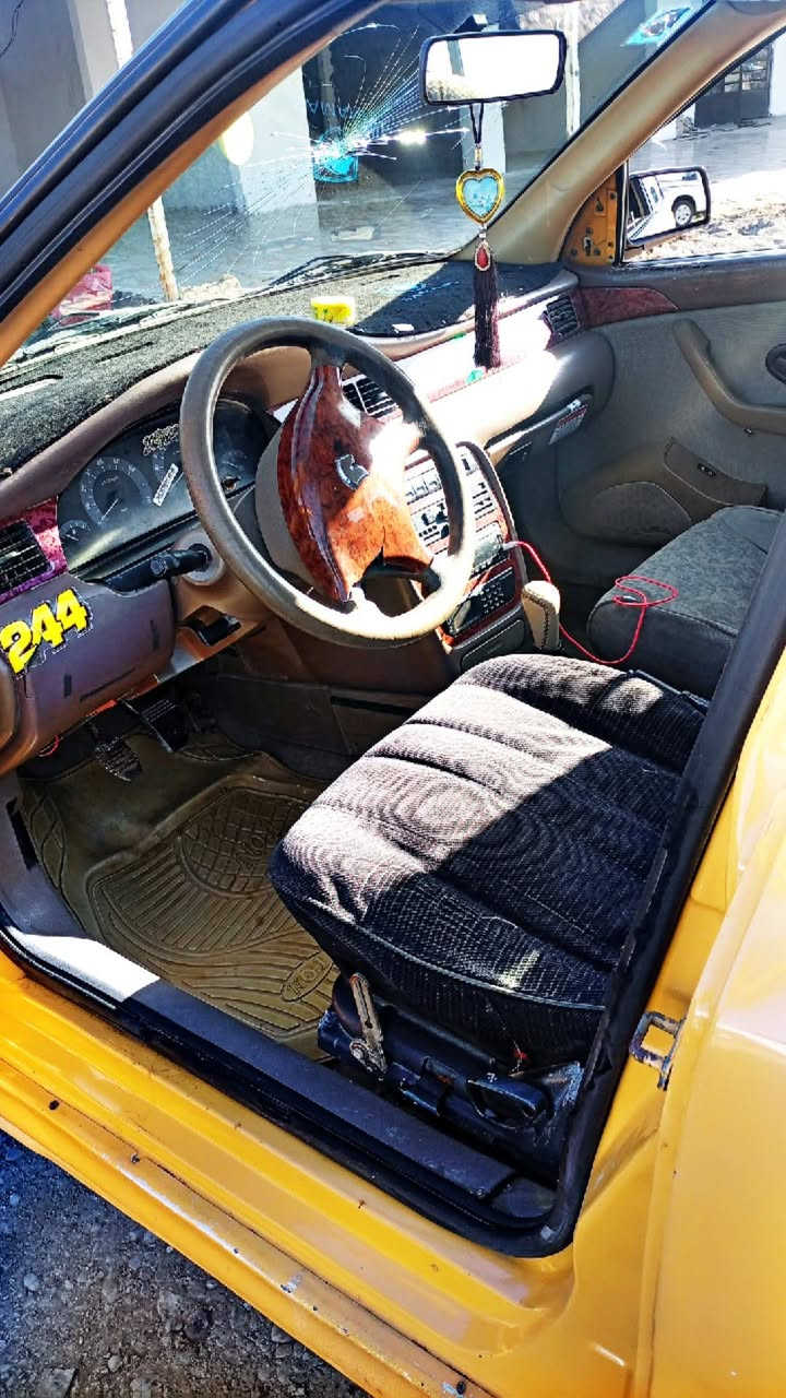 اخوان السلام عليكم موديل 2011 ثانويه ضايعه بدون صاحب سعر 15 وبيها مجال قليل مكان ديالى الخال ***********
