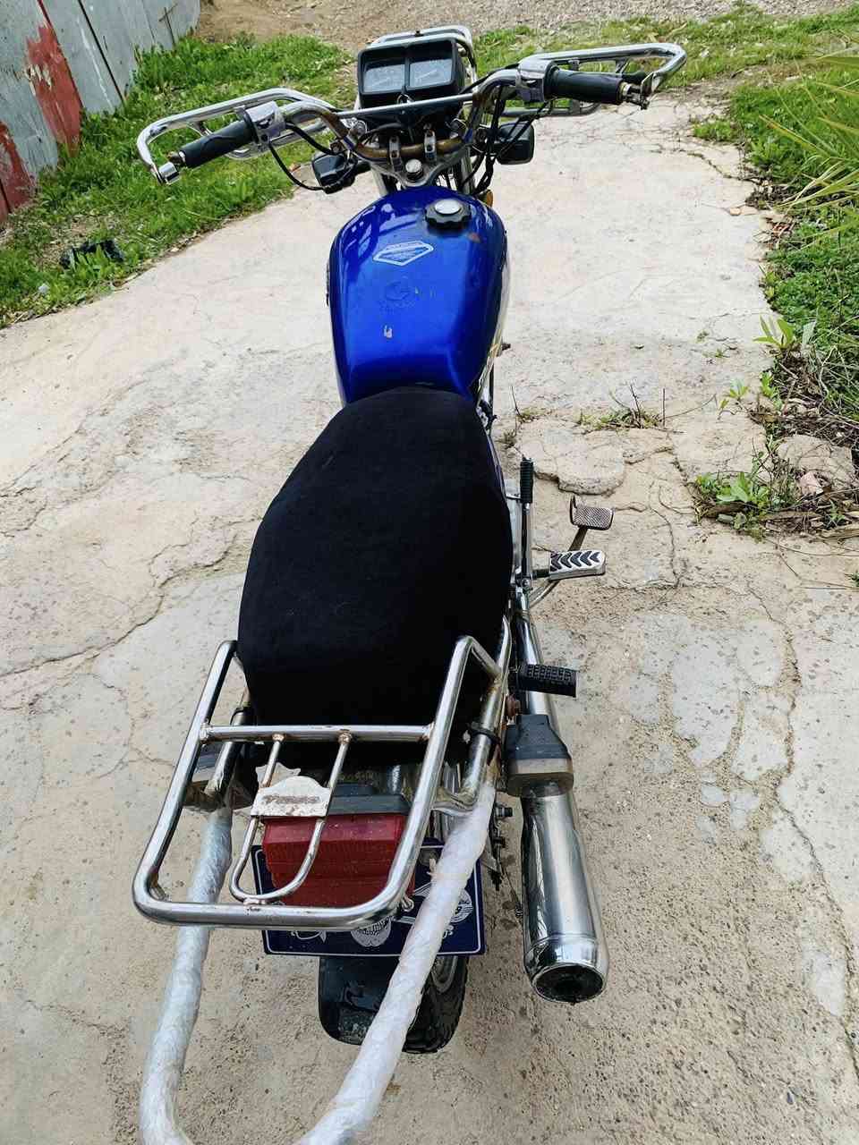 سلام عليكم ماطور  2020 للبيع 4كير
 السعر 400


**إذا كنت صاحب هذا الإعلان وتريد حذفه لأي سبب، رجاءا أرسل رسالة إلى الدعم الفني**