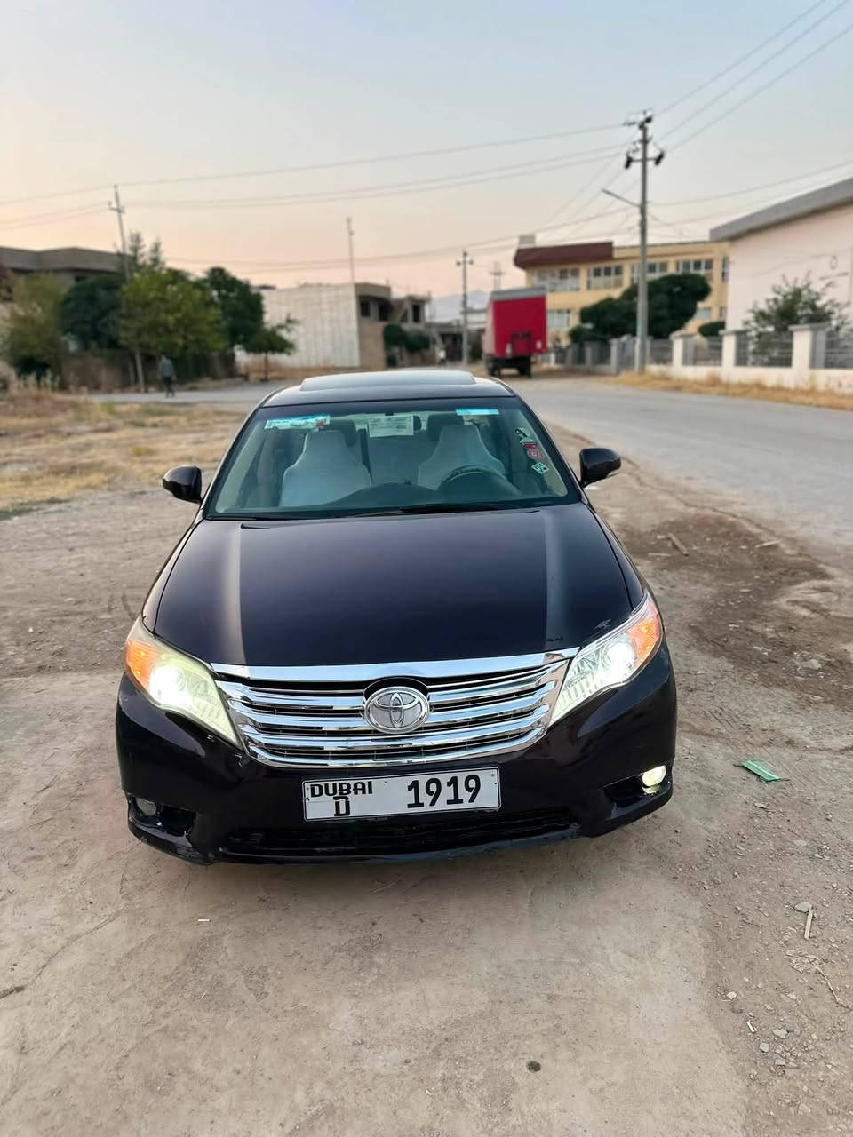 توێتا ئەڤەلۆن
مۆدێل(٢٠١٢)
سەیارەکە دوبەیە
بڕاوەیە
ڕەنگی عەنەبی
مواسەفاتی 
قوشن جلد
قوشن سارد-گەرم
سڵایت
تەحەکوماتی سەر سوکان
٤ تایەو ویلی تازەی لە ژێرایە
نرخ(٥٦)گەڵاو مەجالێکی کەم
بۆ زانیاری زیاتر پەیوەندی بکە بە(***********)
