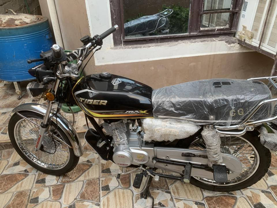 دراجه للبيع موديل 25
مكاني ديالى جلولاء سعر 700 وبيها مجال ***********
