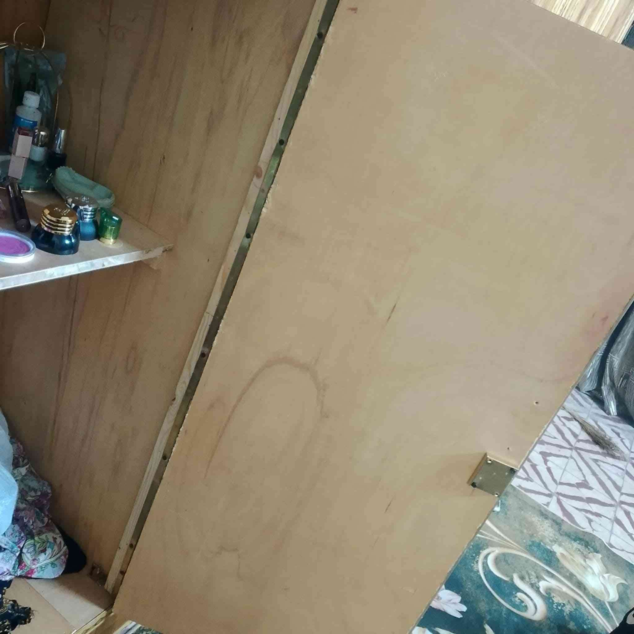 سلام عليكم عندي كنتورصاج ابوسته اريدابيعه مصارلي هوايه من سويته اريدنشيل سويته به 450بي مجال مكاني مدينه الصدر


**إذا كنت صاحب هذا الإعلان وتريد حذفه لأي سبب، رجاءا أرسل رسالة إلى الدعم الفني**