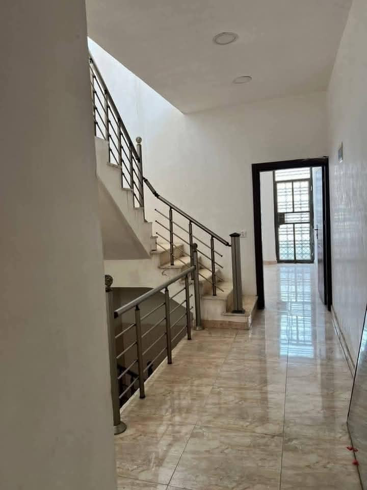 #يعلن_مكتب_حمورابي_للعقار
#للبيع دار 75 السعر 175 
يحتوي على 3 غرف نوم وصحيات 2
حي الجهاد ديوان المخابرات
للاستفسار ***********
