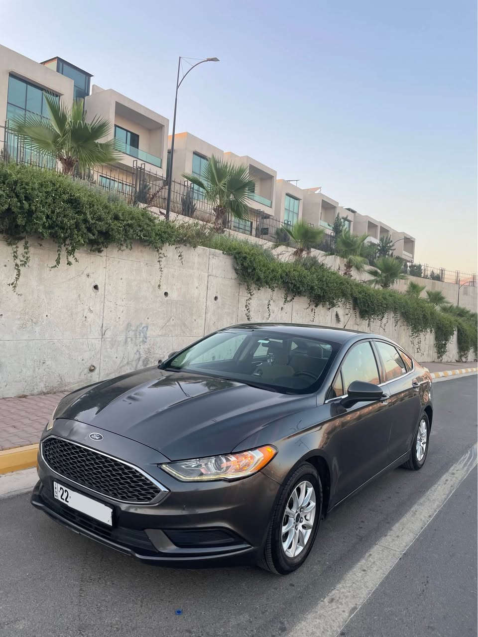Ford Fusion 2017 S Clean Title
فۆرد فیوشن ٢٠١٧ مواسوفات S کلین تایتڵ

ماشاءاللە نموونەی جوانی و پاکی فیوشن ڕەنگی نەوتی زۆر تایبەت و بە هەیکەل کامل لەسەر بیلادیە 

بۆیاخ: کلین تایتلە بۆیاخ، سارد و گۆڕاوی نییە
یەک قوپاوی لەسەر بۆنیتەکەیەتی

مواسەفات se: شاشە، کامێرا، بەسمە، گێڕ ماوس ، برێک بەسمە، کۆدی دەرگا، ناو زەرد، زۆر مواسەفاتی تر…

کامل سێرڤس کراوە 
ڕۆنی گۆڕاوە
چوار تایەی تازەی لەژێرە ٢٠٢٦

گێڕ و مەکینە نەکراوەتەوە کارەبایات و تەبرید بە شەرت

ڕەقەم و سەنەوی تازەیە تا ٢٠٣٠
تەحویل، غرامە و وەکالەت بەشەرت

ناونیشان: سلێمانی
پەیوەندی:
*********** WhatsApp 
*********** السليمانية, العراق
