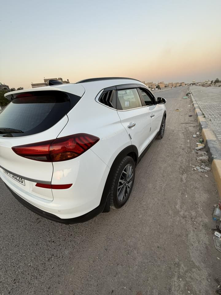 السلام عليكم توسان 19 للبيع أو مراوس سبورتج 25 
أنطي فرق 
3انظمه قياده سياره جاهزه من كلشي رقم بغداد سونار منشور 
210 السعر *********** وتساب
