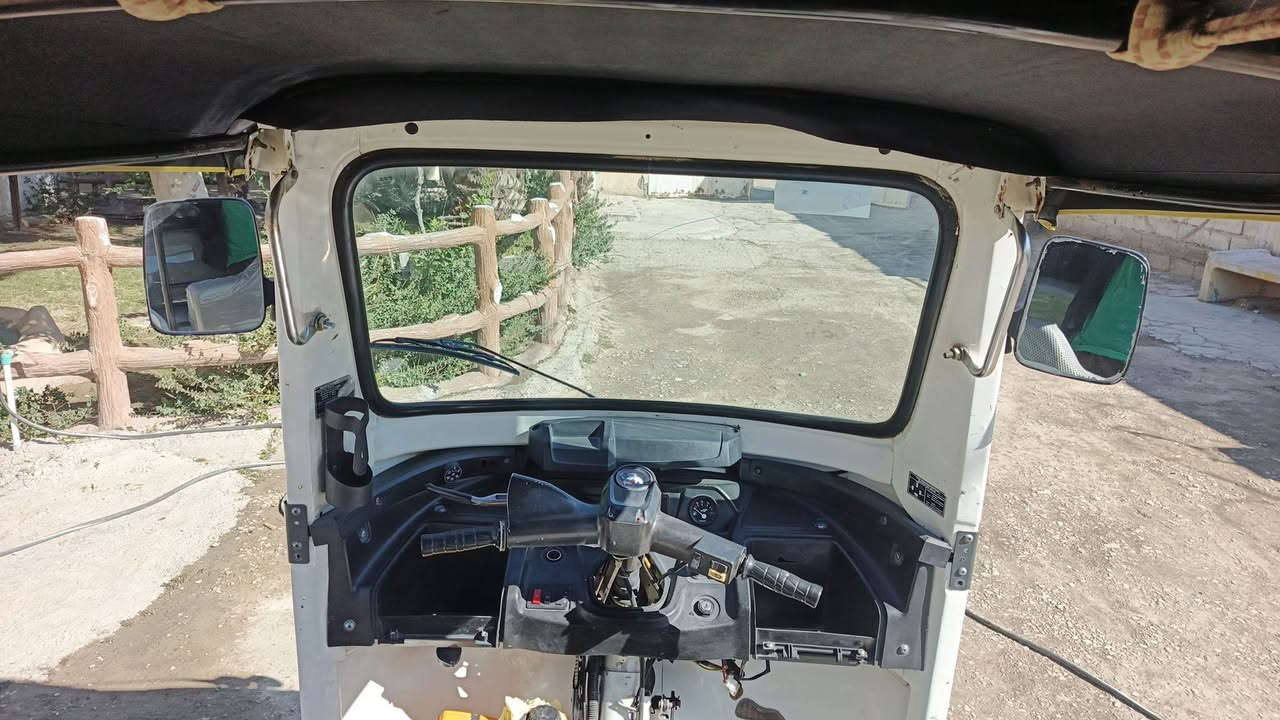 تكتك للبيع موديل 2022 رقم إنكليزي وسنويه بغداد مكفوله كفاله عامه مكينه بلاديه مامحطوط عليه سبانه تكتك خير من الله مكفوله من كلشي سعر اتصال برقم ***********
