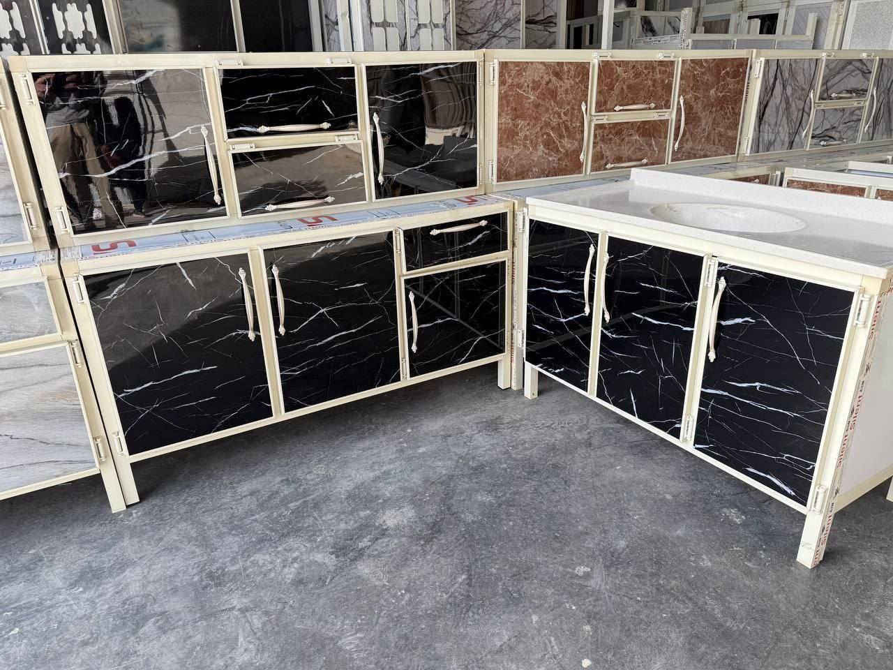 كاونتر وملحق قياس متر ونص مع سنك متر و٢٠سم سعره 230 الف
للحجز والاستفسار التواصل على الواتساب
***********
