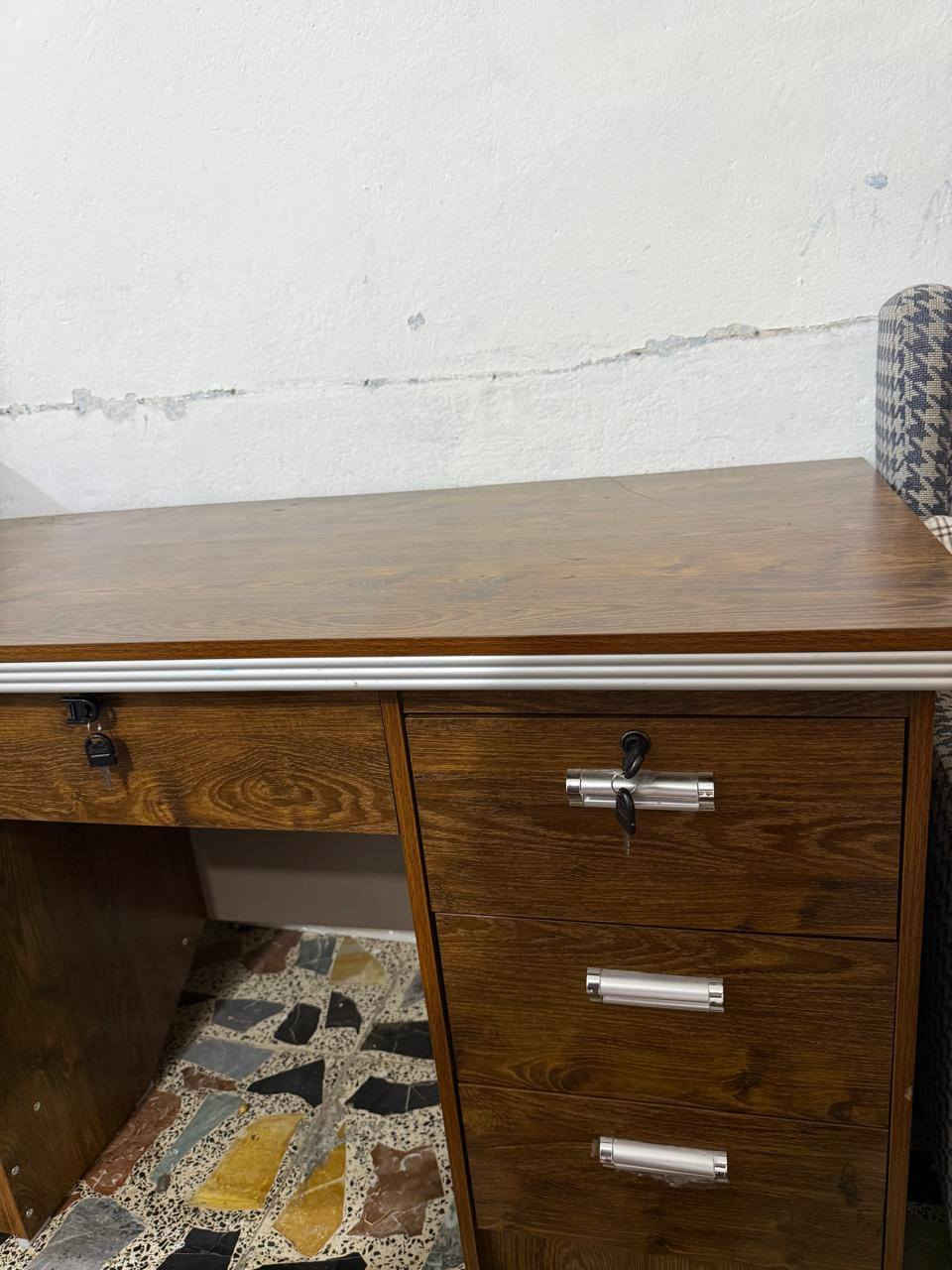 مكتب50 + كرسي 25  للبيع سعرهن 75 مكان بغداد مدينة الصدر فقط شراي يدخل سعر نهائي قفله


**إذا كنت صاحب هذا الإعلان وتريد حذفه لأي سبب، رجاءا أرسل رسالة إلى الدعم الفني**