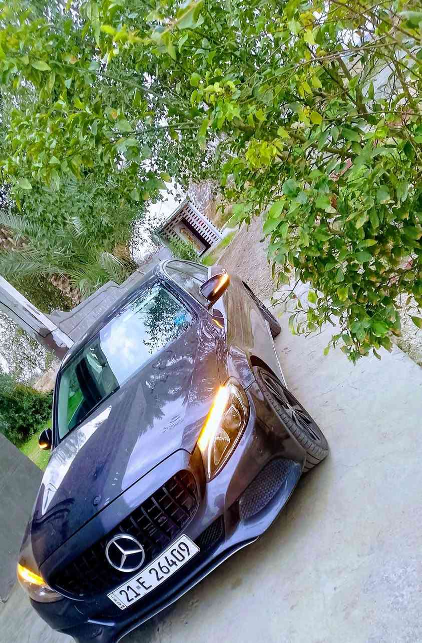 السلام عليكم
مارسدس للبيع موديل 2016 
ثلاثه قطعه صبغ
السعر 190 
مكان بغداد ابو غريب 
رقم الهاتف***********
