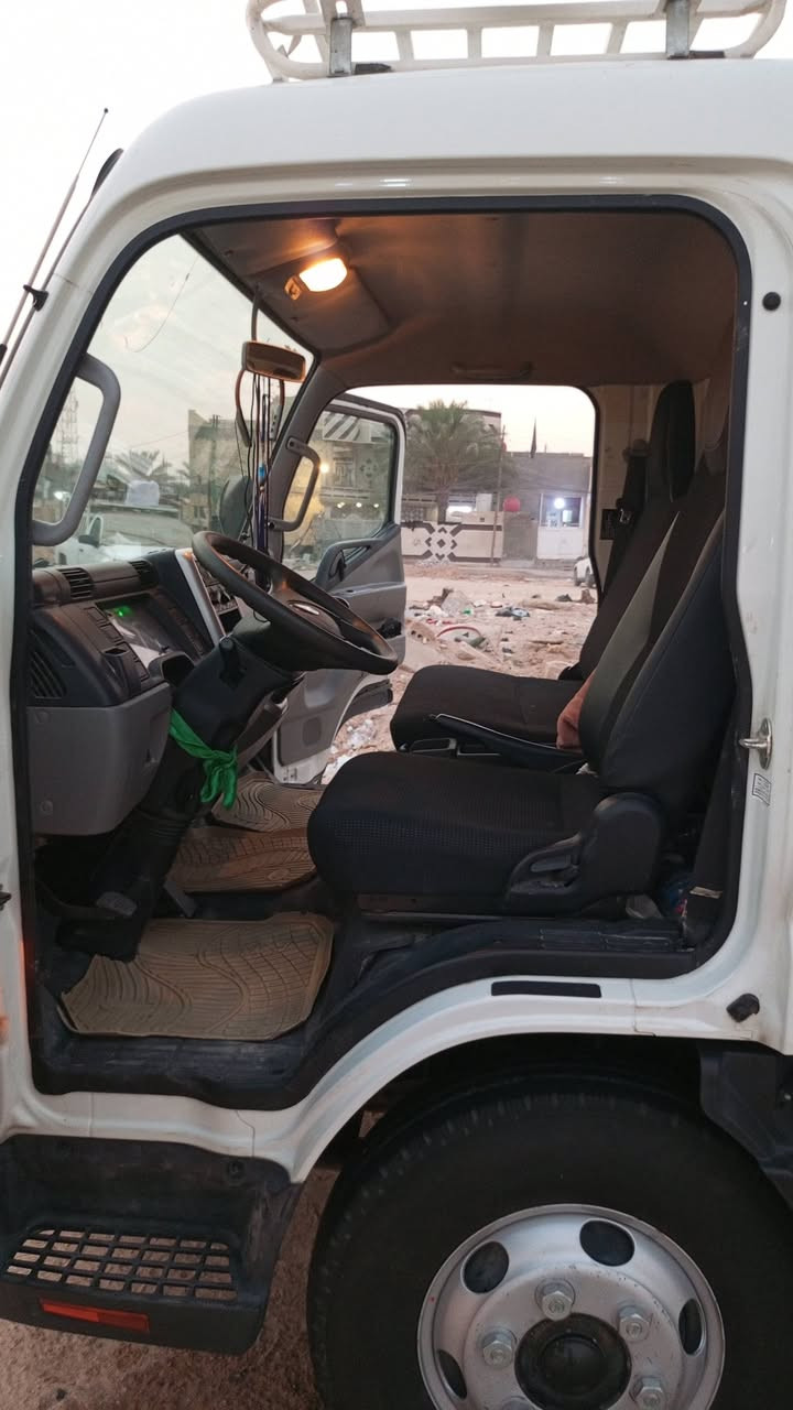 كنتر لبيع مكفول كفاله عامه كير محرك خير من الله موديل 2025 رقم بغداد رقم الموبايل ***********
