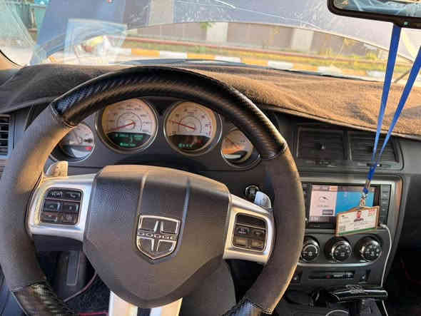 سلام عليكم 
جالنجر RT للبيع ٢٠١٤ سيارة وارد كندي طالعة تقرير غرق وكلين تايتل مابيها ولا قطرة صبغ احلا سيارة بموديلها
بيها بارد بالجاملغ الخلفي بس وشرط بچم كبس مال شركة 
اي مشكلة بالكهربائيات ماكو 
بيه مكينه موديل ١٩ شديتها گير مابي شي حدادية جديدة دبلات جدد امامي خلفي تبرديها ثلاجة تجي وتشوف بعينك سيارة دوشمة جديدة مسويلها 

المواصفات 
سيارة مفولة للاخير ماعدة الفتحة
سيارة بصمة
تشغيل عن بعد
سيارة كشنات تدفئ وتبريد 
شاشة 
حساسات شغالة مية بالمية 
حساسات اطارات
اكسل مال srt
دعامية امامية مال srt
كت لحاية مال srt
ويل نجمة ابو الخسفة القوية 
سبايدر مال ريد آي
منضومة زنون مال موديل ١٩ 
عليها كزوزت مرعب وطلقات وريمونت طفي وشغل براحتك
باتري جديد
عليها برمجة كاملة 

للمعلومة السيارة منازلة استعراض ابددد ابددد‼️
اديرلها دهن بيل وان معروف وبانزين كله محسن وعليها ادامة كاملة 
شباب السيارة كاملة من الأخير وصارف عليه كلش هواي وبالعافية ع الياخذها السيارة مدفع 
السعر ١٤٠وبي مجال
الرقم *********** 
اذا معجبتك يارب ترزق بالاحسن منه Colombo
